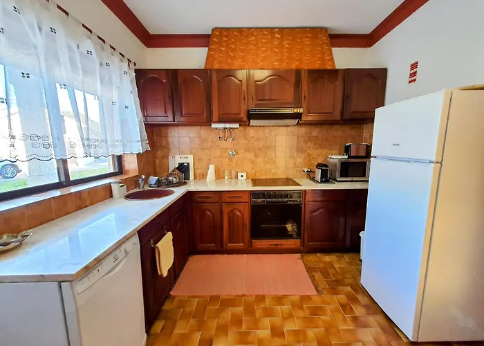 Casa Dos Pomares Dom wakacyjny *